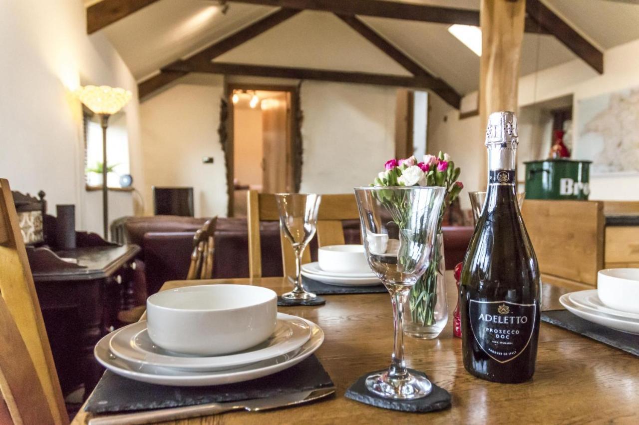 Foxglove - Luxurious Barn Conversion - Blossom Farm Johnston Eksteriør billede