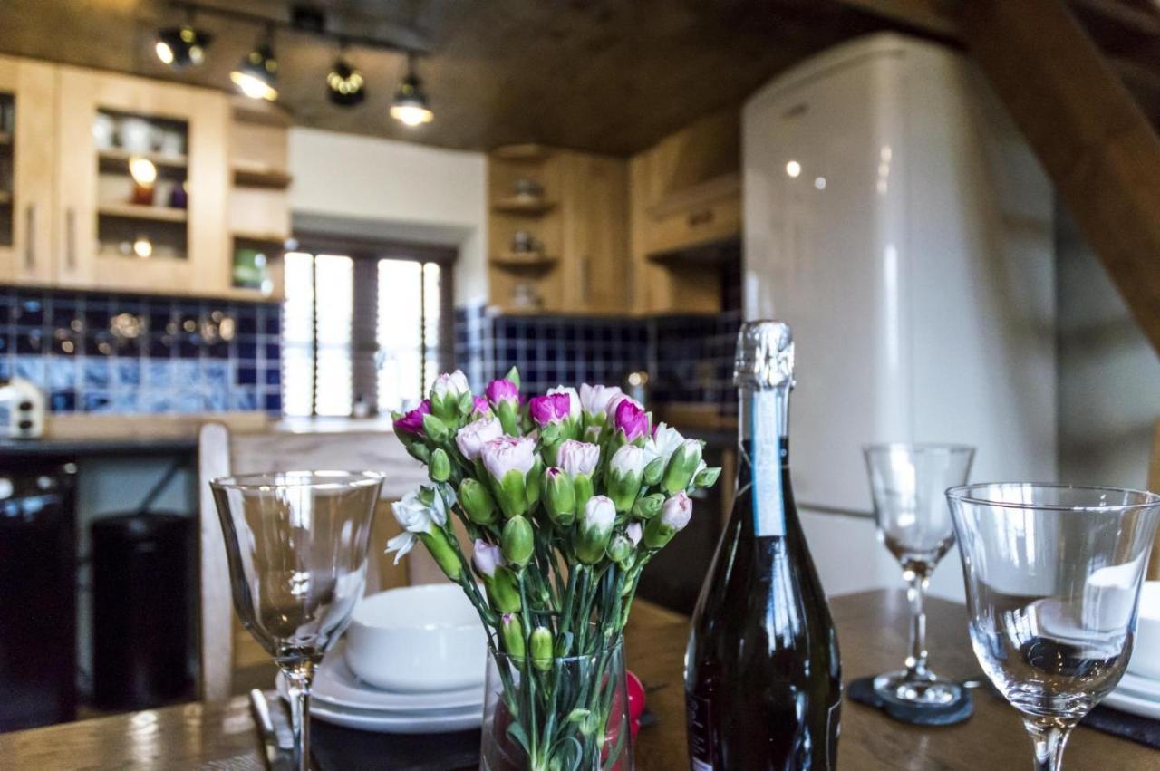 Foxglove - Luxurious Barn Conversion - Blossom Farm Johnston Eksteriør billede